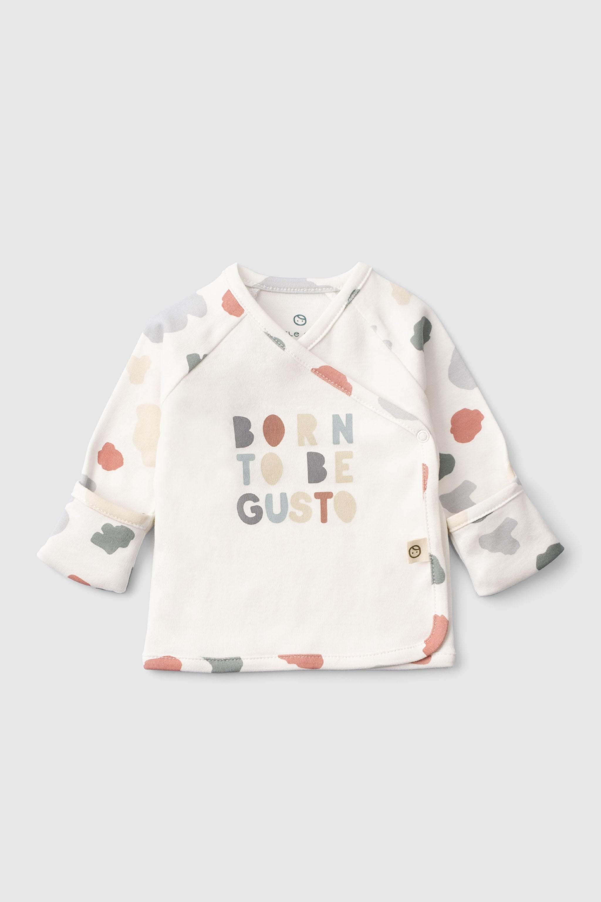 Organic Newborn Coming Home Outfit – 6-Piece Set with Blanket
